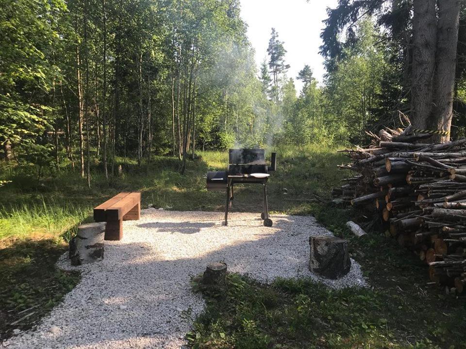 Tahkuna Forest House Kõrgessaare Eksteriør billede